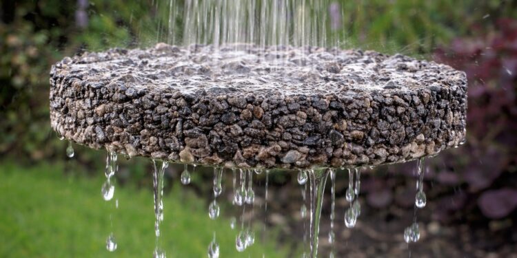 REGENWASSERMANAGEMENT UND STARKREGEN: PU-ASPHALT ALS ENTLASTUNGSSYSTEM